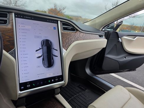 Used 2018 Tesla Model S 100D image 15