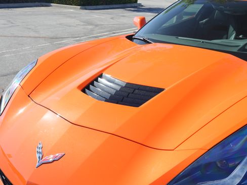 Used 2019 Chevrolet Corvette Grand Sport RWD image 2
