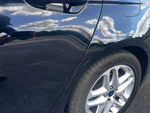 Used 2016 Ford Fusion SE image 29