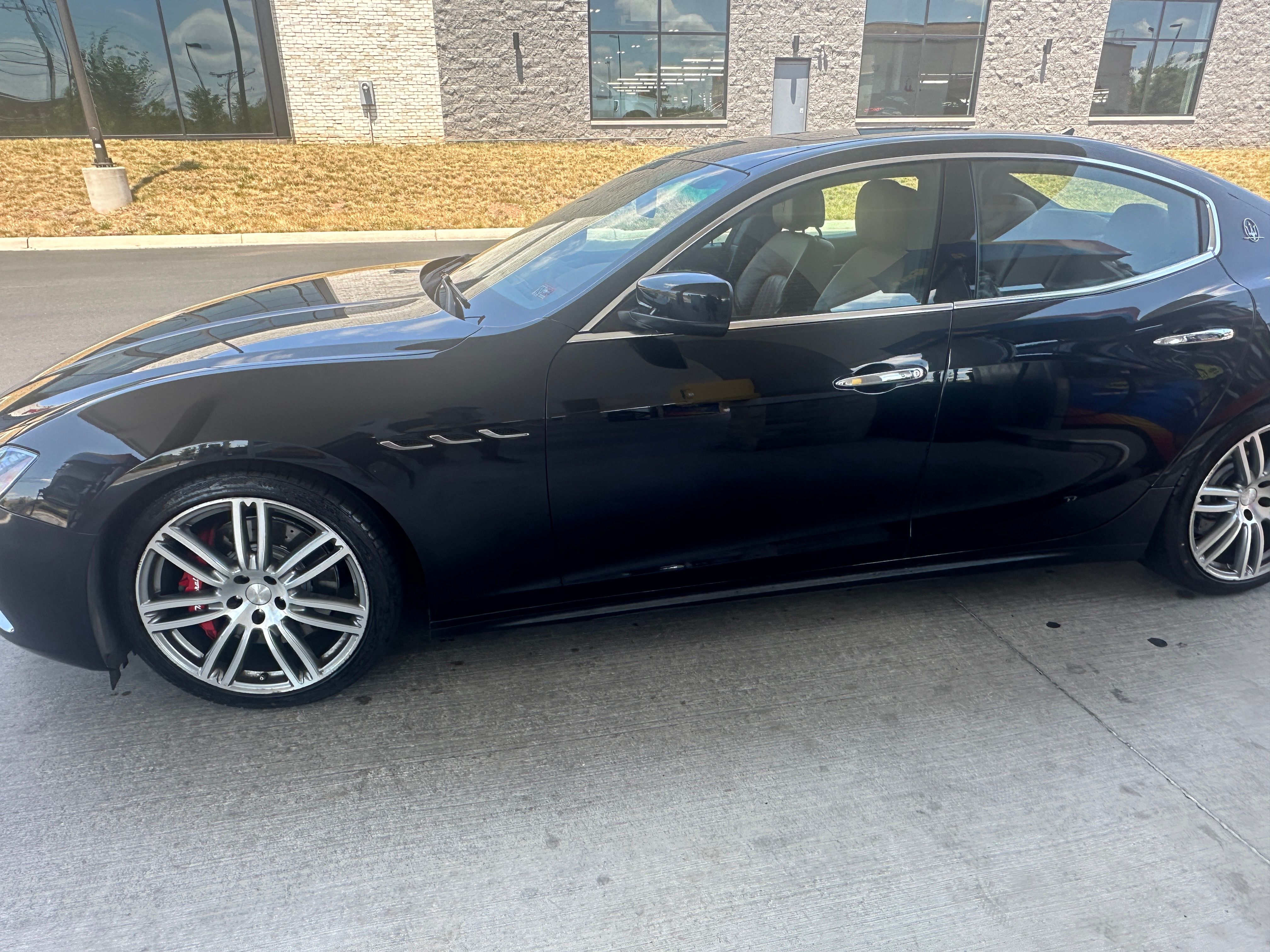 Used 2014 Maserati Ghibli S Q4 AWD/4WD image 6
