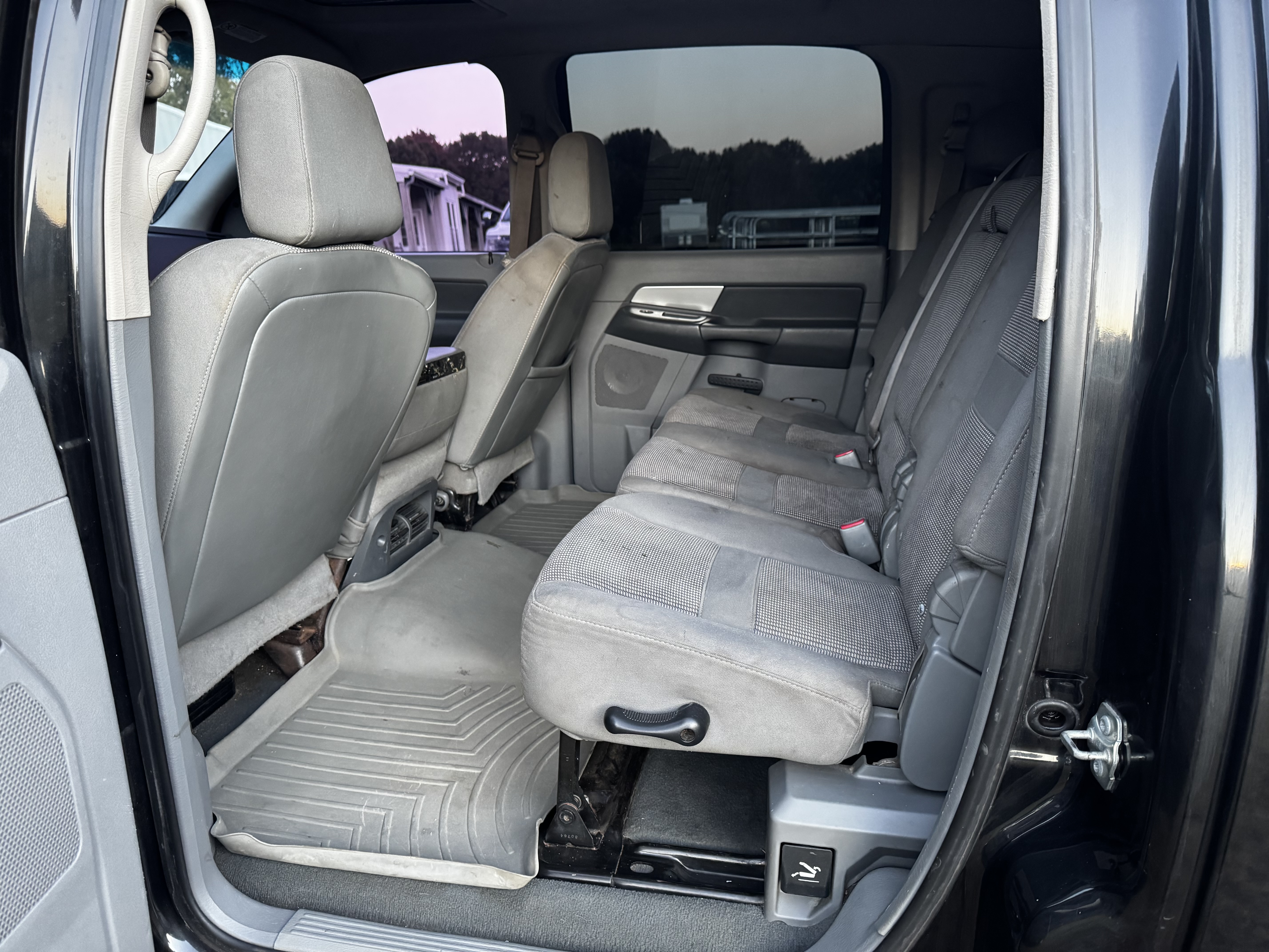 Used 2007 Dodge Ram 2500 Truck SLT w/ Light Group AWD/4WD image 10