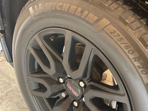 Used 2021 GMC Sierra 1500 Elevation w/ X31 Off-Road Package image 11