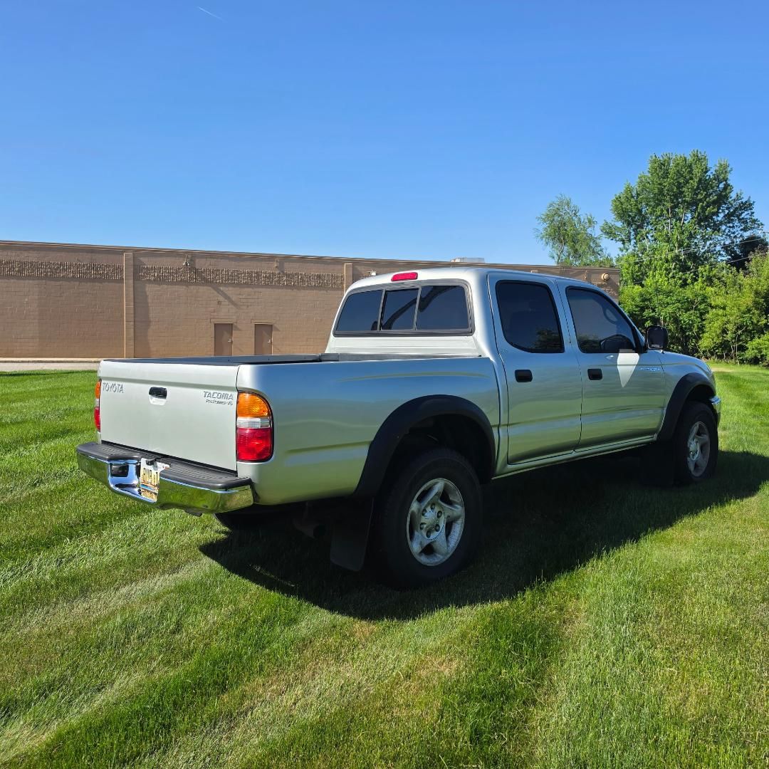 Used 2003 Toyota Tacoma PreRunner RWD image 5