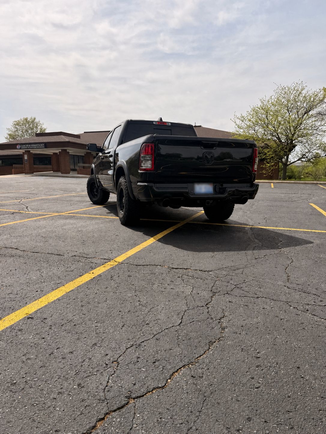 Used 2019 RAM 1500 Big Horn AWD/4WD image 5