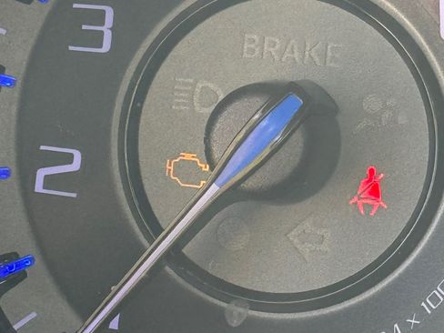 Used 2017 Chrysler 300 S w/ 300S Premium Group 2 image 18