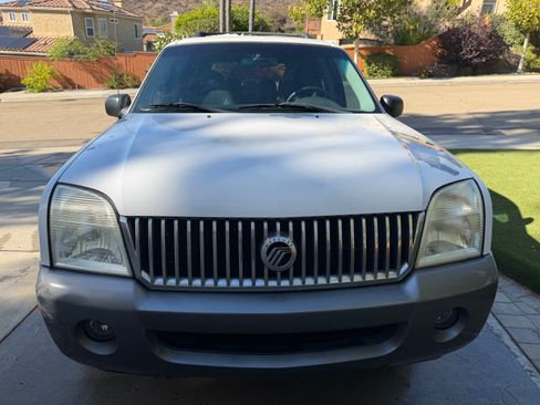 Used 2005 Mercury Mountaineer Premier AWD/4WD image 2