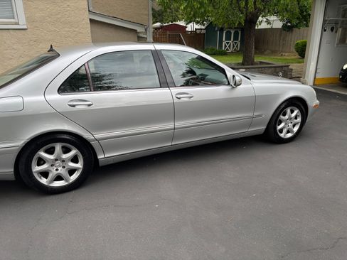 Used 2004 Mercedes-Benz S 430 4MATIC image 4