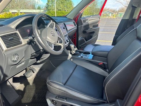 Used 2021 Volkswagen Atlas SEL FWD image 31