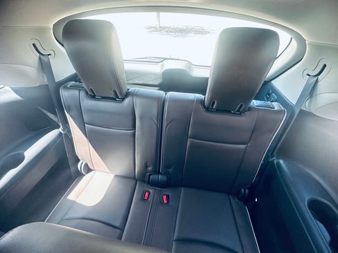 Used 2018 INFINITI QX60 FWD w/ Deluxe Technology Package image 19