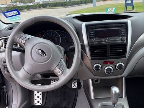 Used 2010 Subaru Forester 2.5XT Limited image 10