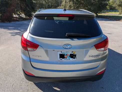 Used 2011 Hyundai Tucson Limited w/ Premium Pkg 3 image 9