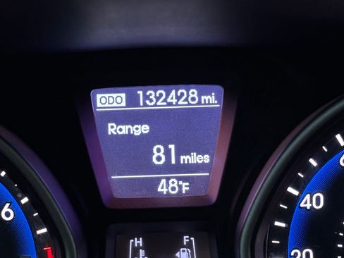 Used 2016 Hyundai Elantra GT image 9