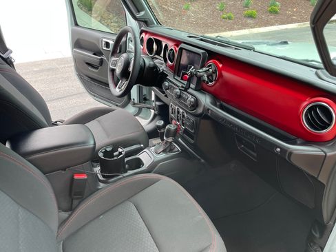 Used 2023 Jeep Wrangler Unlimited Rubicon w/ Cold Weather Group image 14