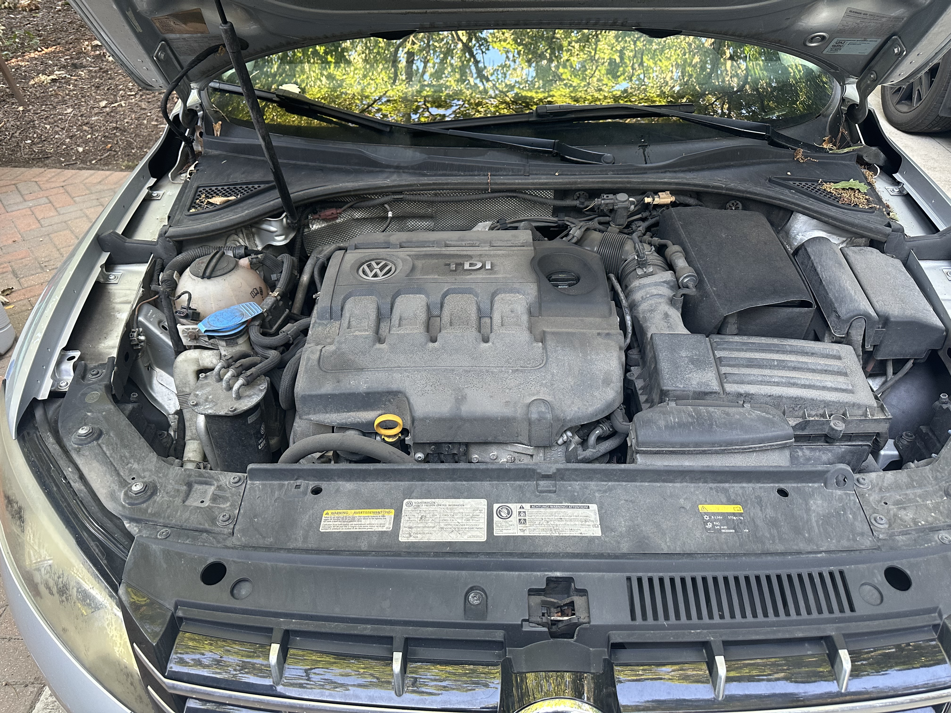Used 2015 Volkswagen Passat TDI SE FWD image 25