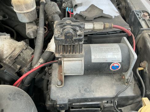 Used 2010 Dodge Ram 3500 Truck Laramie w/ Chrome Accents Group image 17