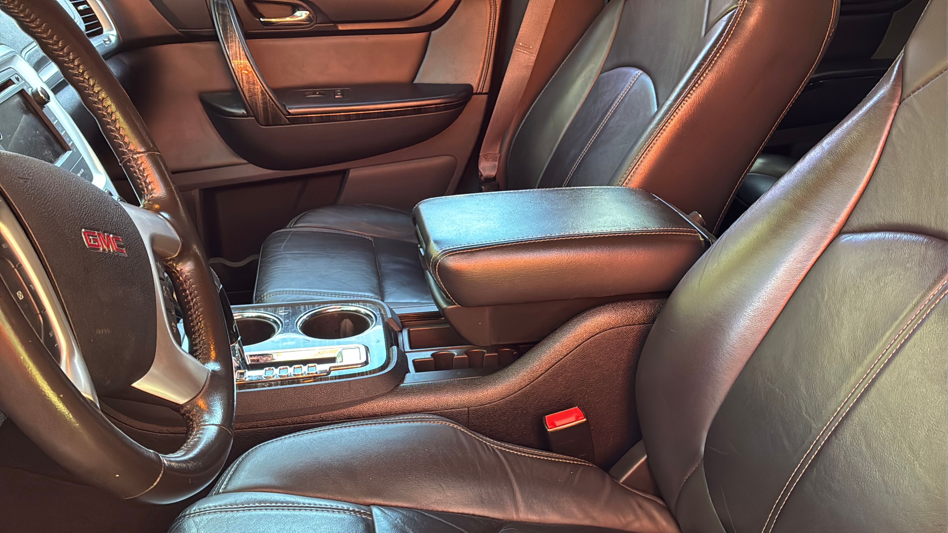 Used 2014 GMC Acadia SLT FWD image 5