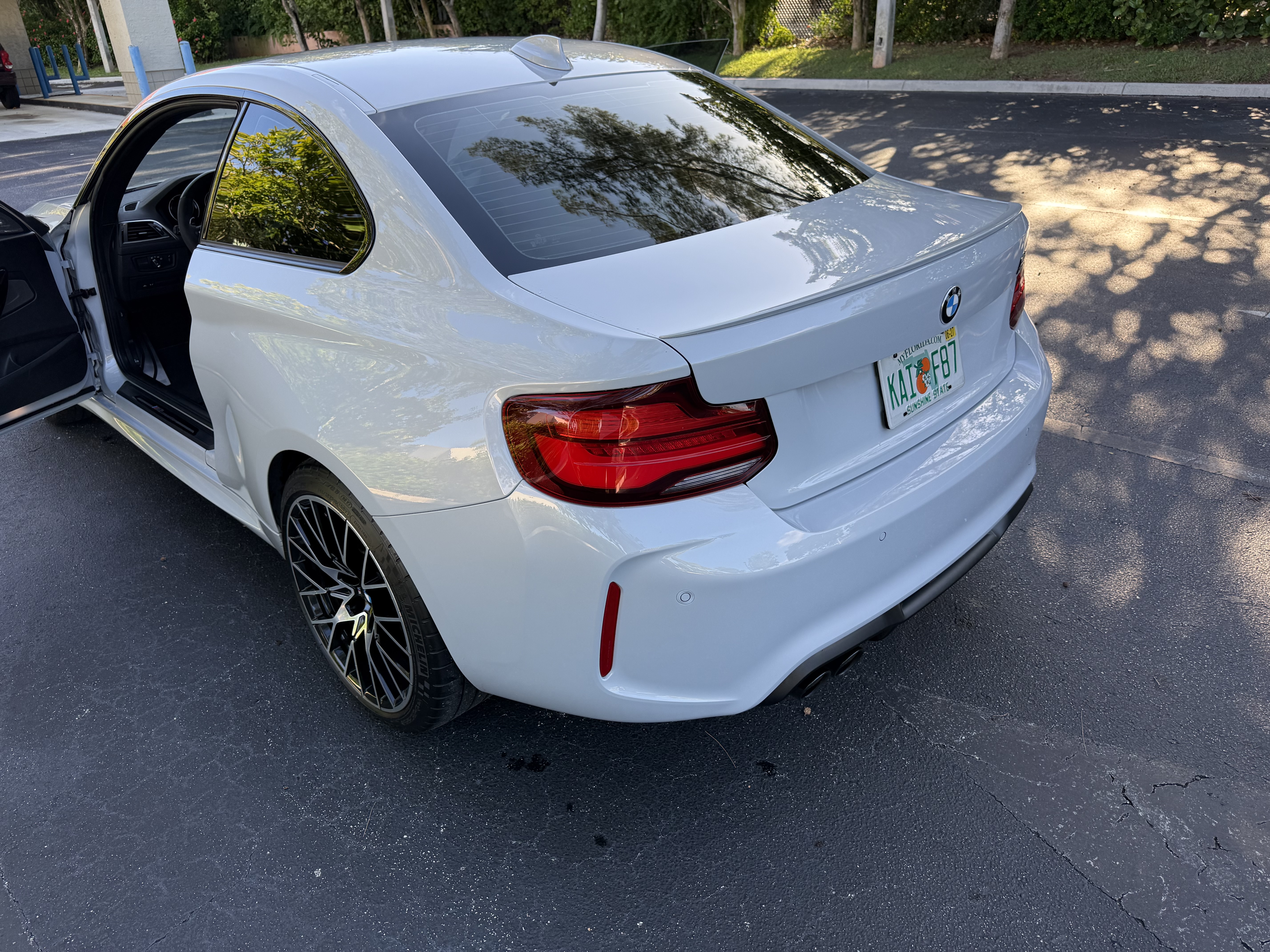 Used 2020 BMW M2 Competition w/ Executive Package RWD image 5