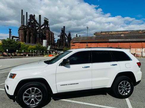 Used 2014 Jeep Grand Cherokee Limited image 4