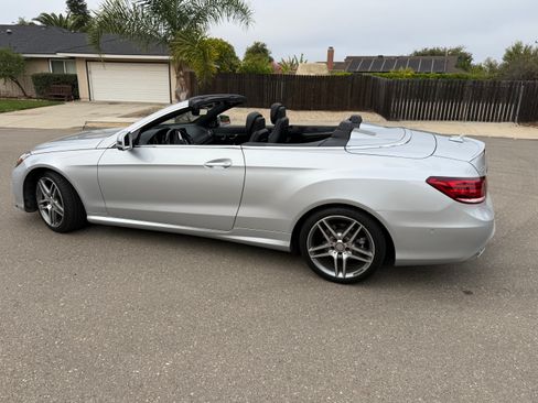 Used 2016 Mercedes-Benz E 550 Cabriolet image 2