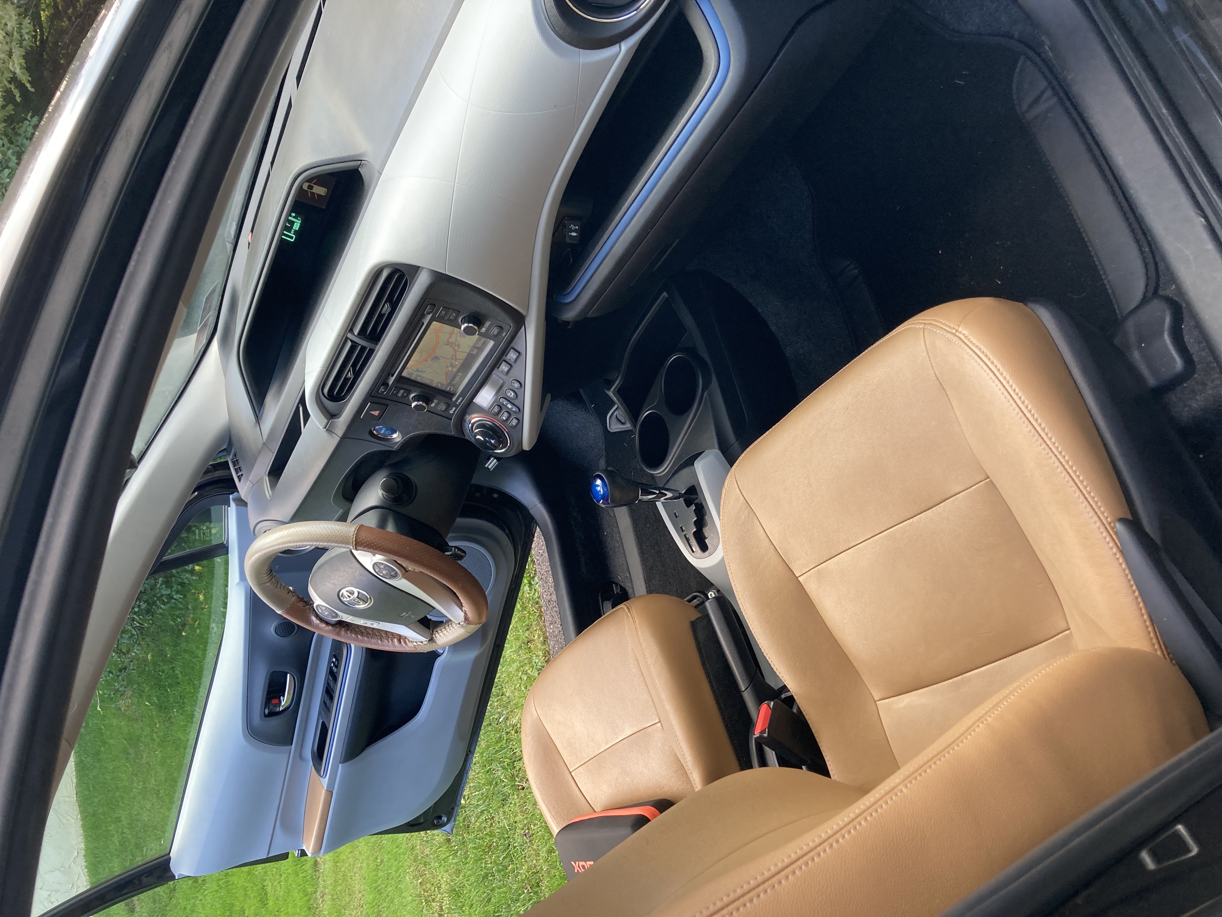 Used 2012 Toyota Prius C Three FWD image 1