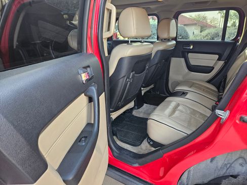 Used 2007 HUMMER H3 image 8