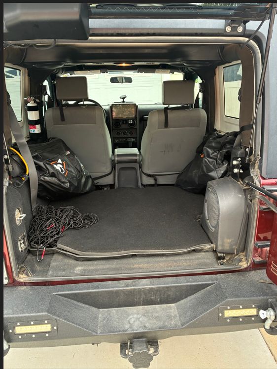 Used 2007 Jeep Wrangler Rubicon w/ PWR Convenience Group AWD/4WD image 2