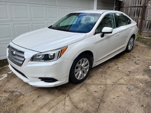 Used 2015 Subaru Legacy 2.5i Premium image 1