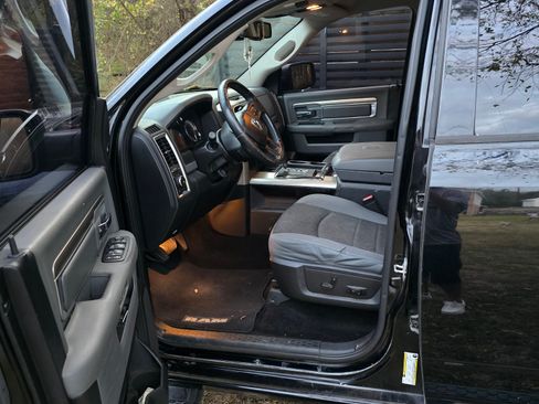 Used 2013 RAM 1500 Big Horn image 5