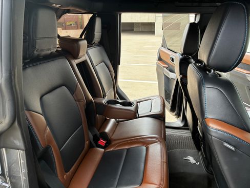 Used 2023 Ford Bronco Outer Banks AWD/4WD image 18
