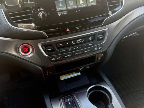 Used 2022 Honda Pilot Special Edition image 15