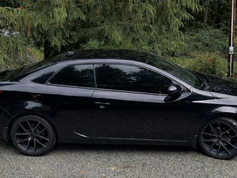 Used 2013 Kia Forte Koup EX image 9