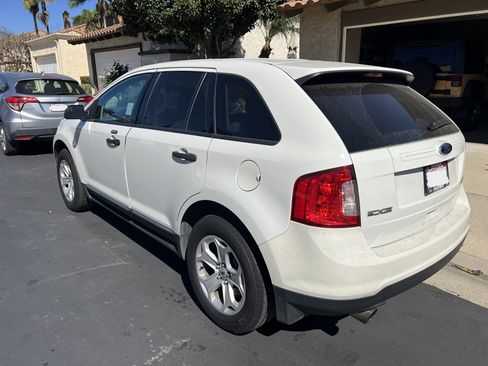 Used 2013 Ford Edge SE image 6