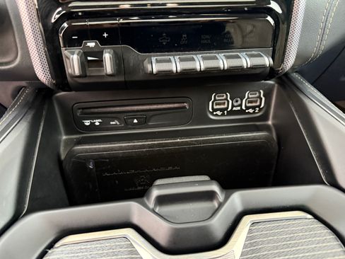 Used 2019 RAM 1500 Limited image 15