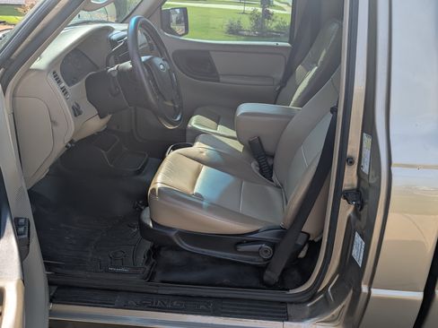 Used 2006 Ford Ranger XLT RWD image 4