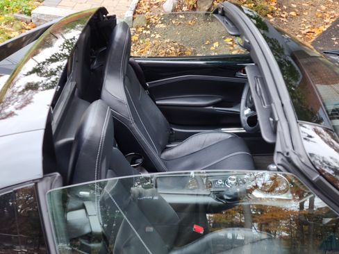 Used 2021 MAZDA MX-5 Miata RF Grand Touring image 22