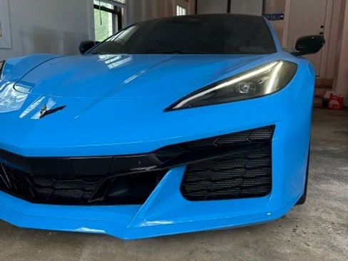 Used 2025 Chevrolet Corvette Z06 w/ Battery Protection Package RWD image 18