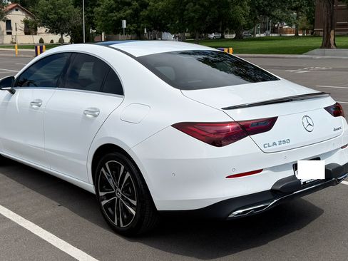 Used 2025 Mercedes-Benz CLA 250 4MATIC image 4
