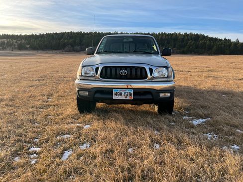 Used 2004 Toyota Tacoma 4x4 Xtracab V6 image 4