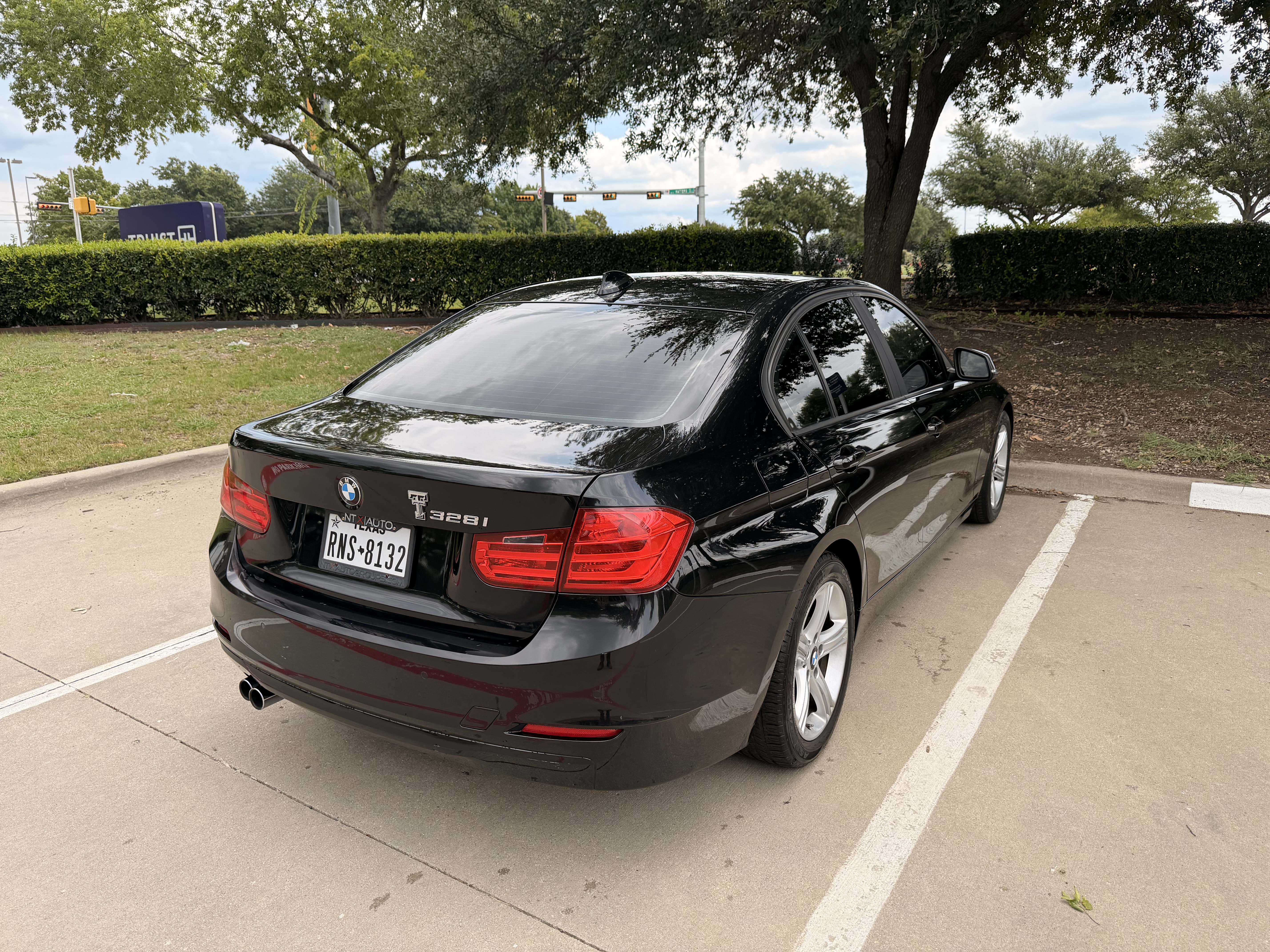 Used 2014 BMW 328i Sedan RWD image 8