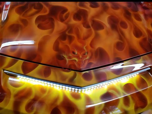 Used 2010 Chevrolet Camaro SS w/ LPO, Ground Effects Package image 17