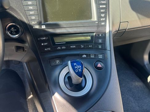 Used 2010 Toyota Prius Five image 14