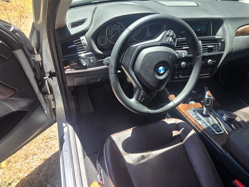 Used 2017 BMW X3 xDrive28i AWD/4WD image 2