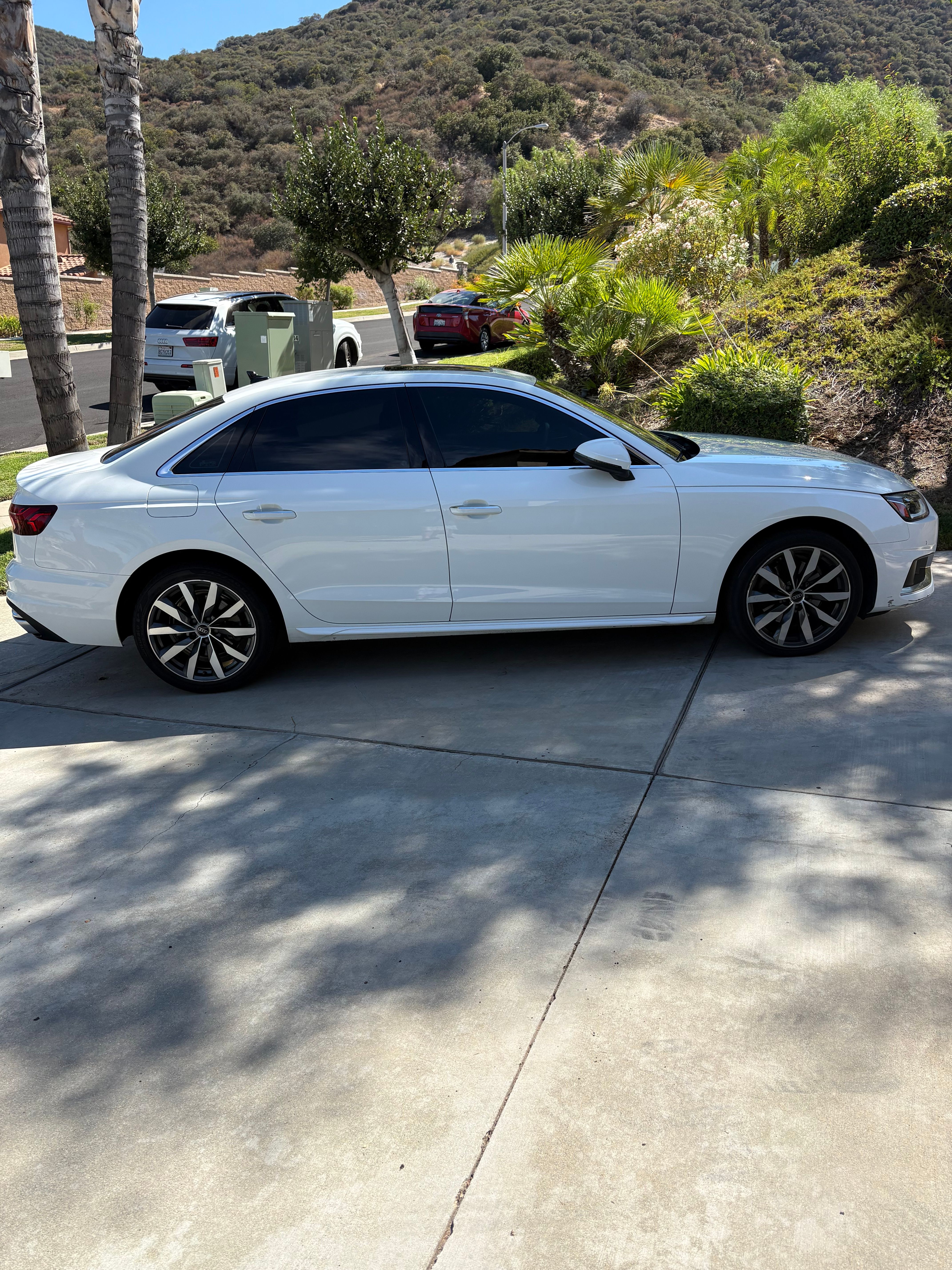 Used 2021 Audi A4 2.0T Premium Plus w/ Premium Plus Package AWD/4WD image 10