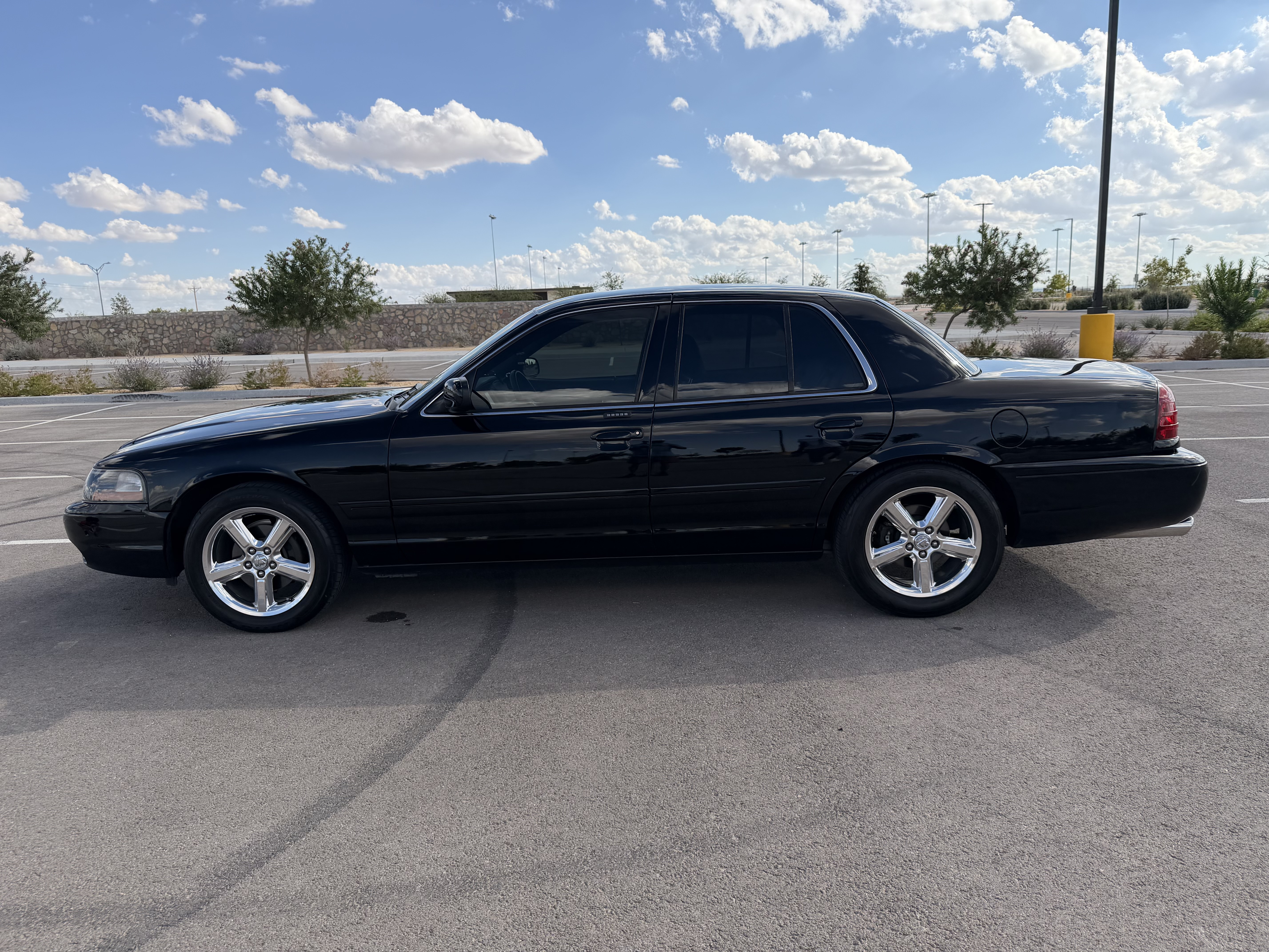 Used 2003 Mercury Marauder RWD image 5