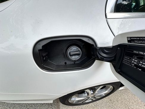 Used 2015 Mercedes-Benz C 300 Sedan image 23