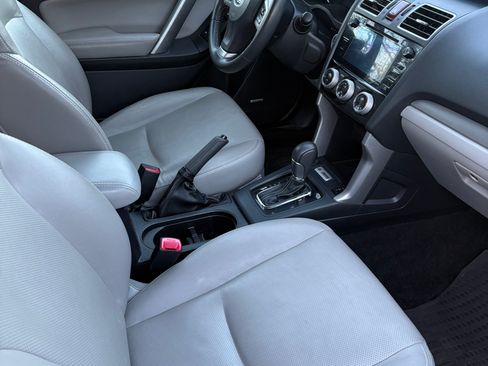 Used 2016 Subaru Forester 2.5i Touring w/ Eyesight & Navigation System image 13