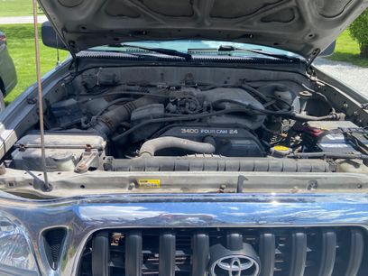 Used 2002 Toyota Tacoma 4x4 Xtracab V6