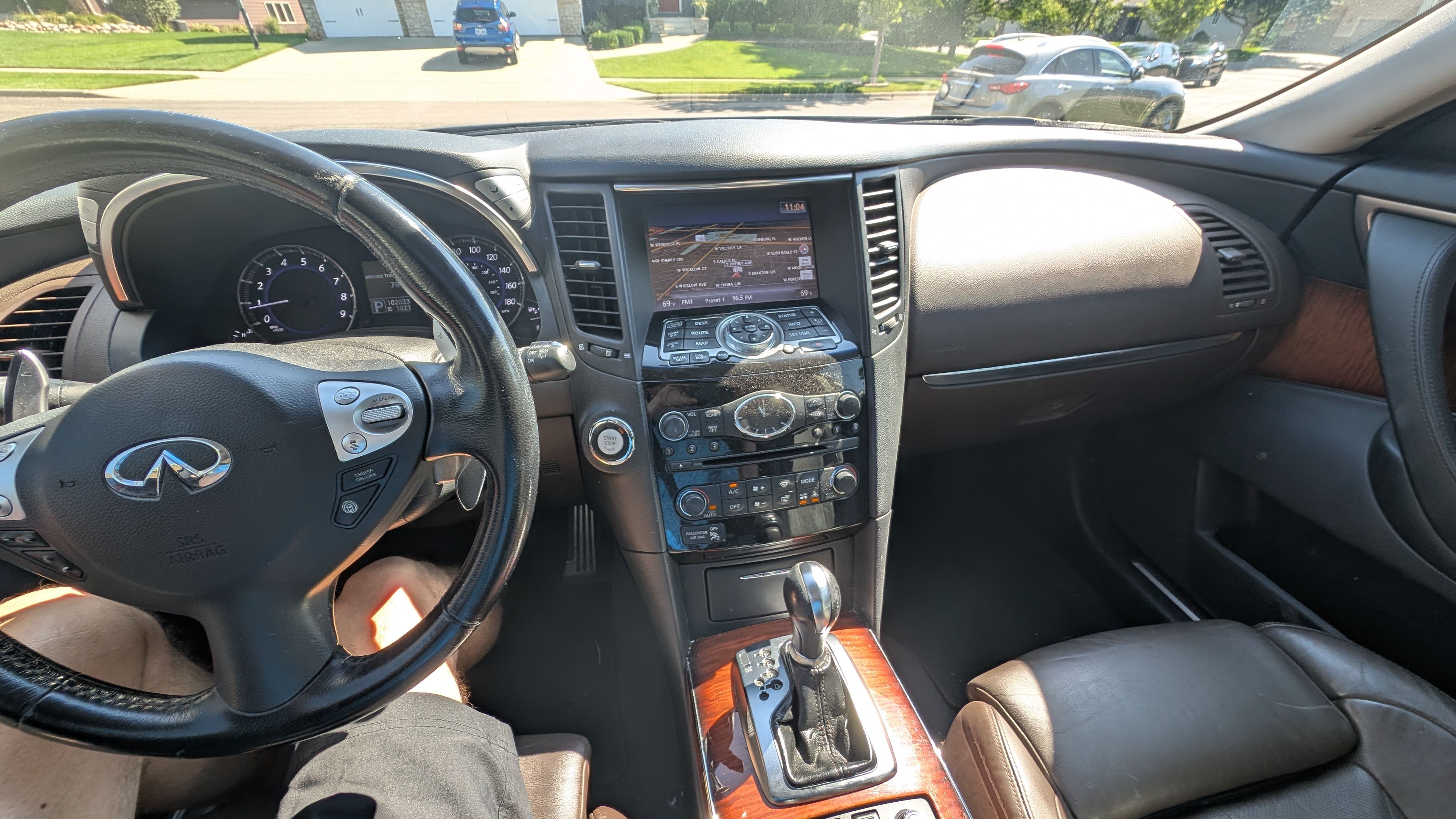 Used 2014 INFINITI QX70 AWD w/ Sport Technology Package image 18