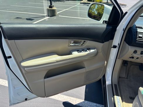 Used 2006 Lexus RX 400h 2WD image 9