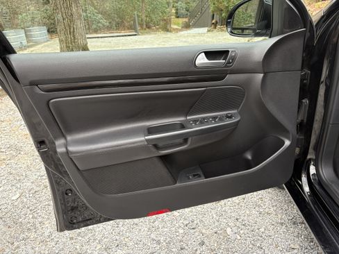 Used 2014 Volkswagen Jetta TDI image 21